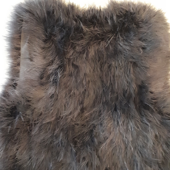 Club Monaco Women's Marabou Feather Vest - Size: Medium - Picture 8 of 11